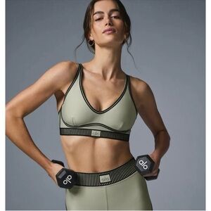 ALO Yoga limestone Sports Bra